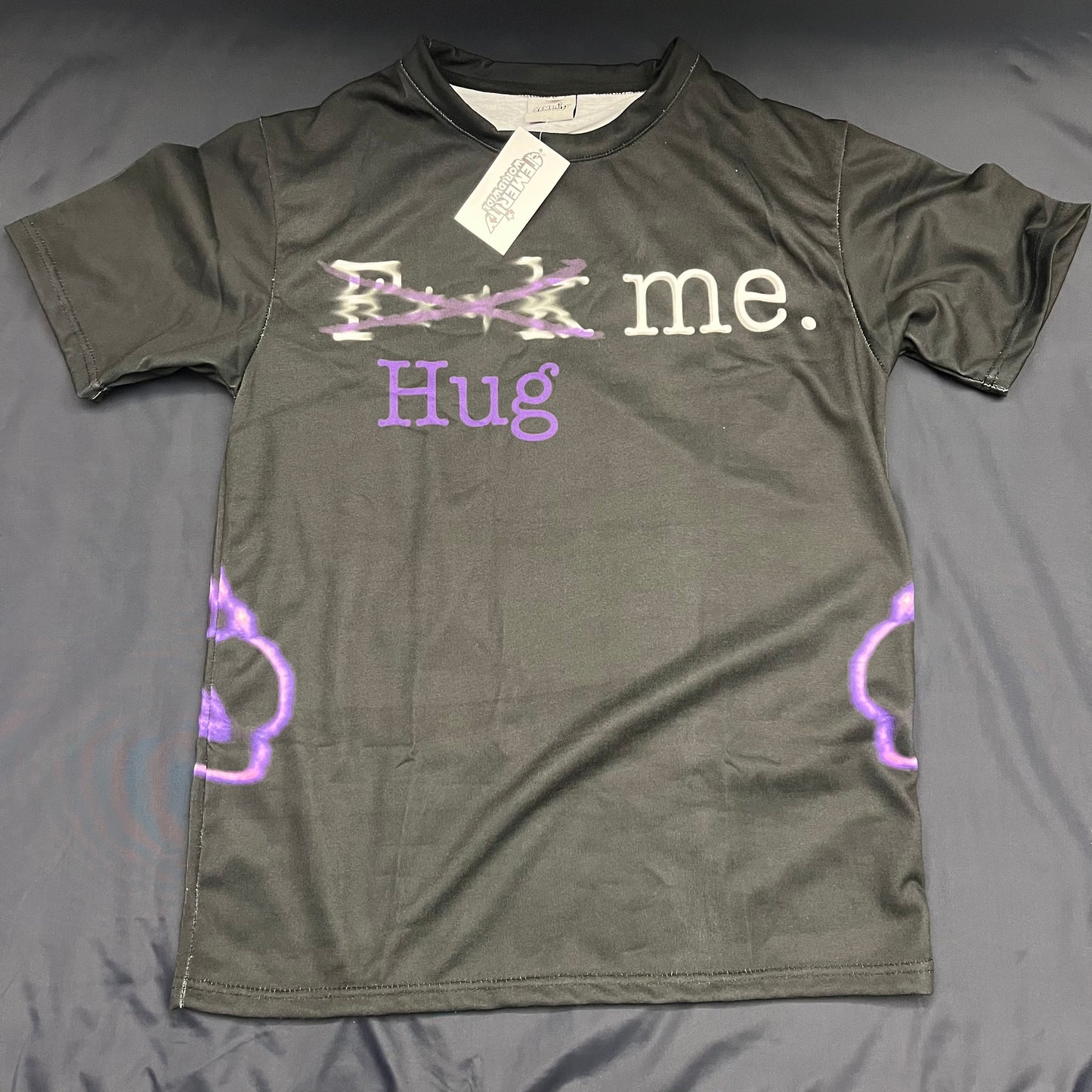 Hug Me Tee